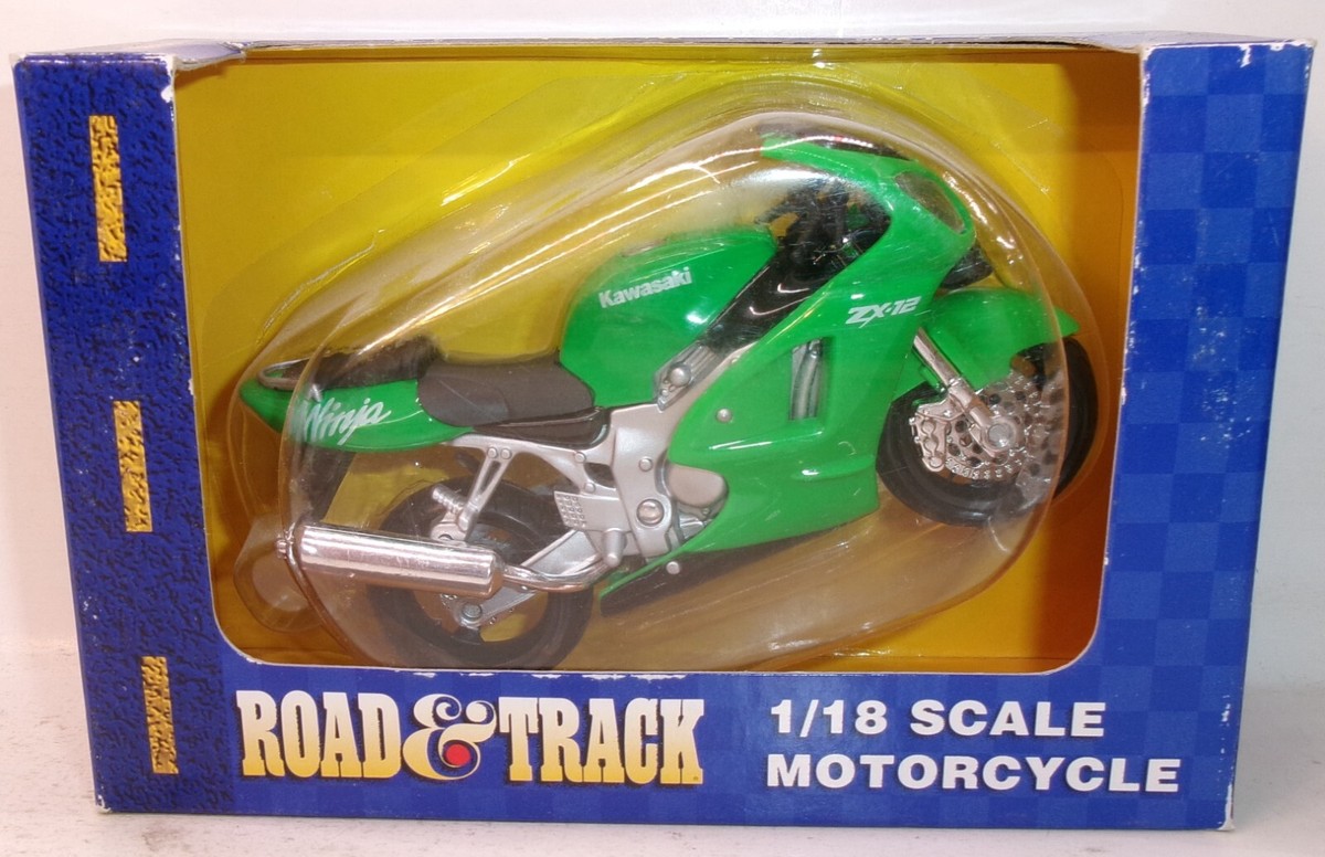 ミニカー 1/18 KAWASAKI 750RS カワサキ Z2 750RS バイク ミニカー KAWASAKIの通販 by 87's