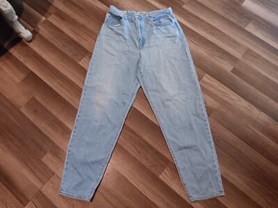 Levis women's  high loose taper big E blue color SZ 30X29 jeans