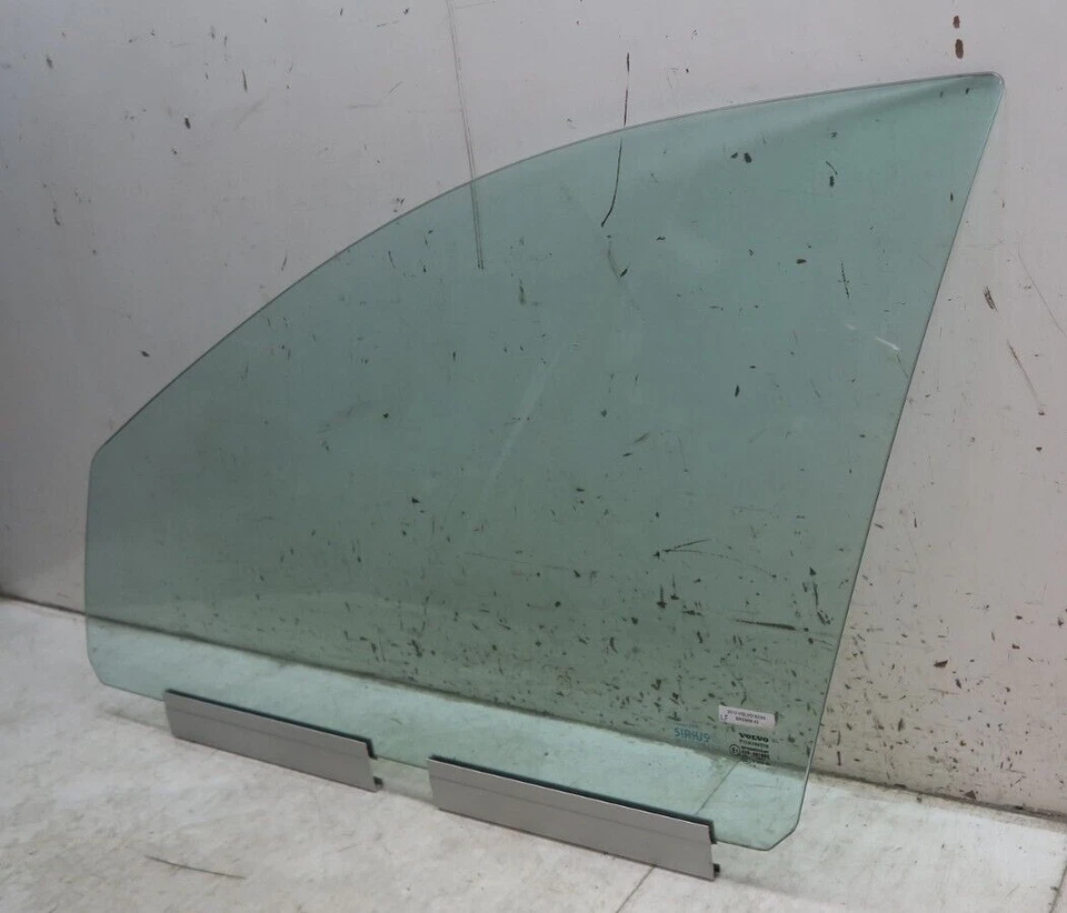 2007-2014 Volvo XC90 OEM Left Front Door Window Glass Panel - Image 3 of 4