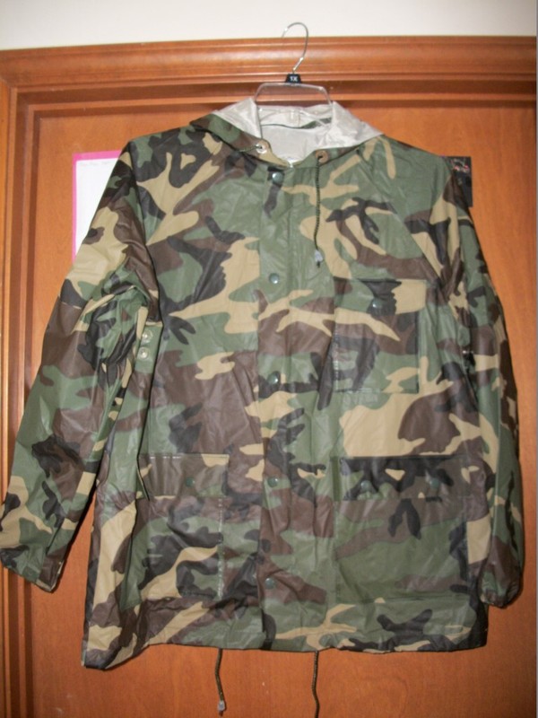 PRO RAINER CAMO LIGHTWEIGHT -RAINPROOF JACKET - SIZE MED