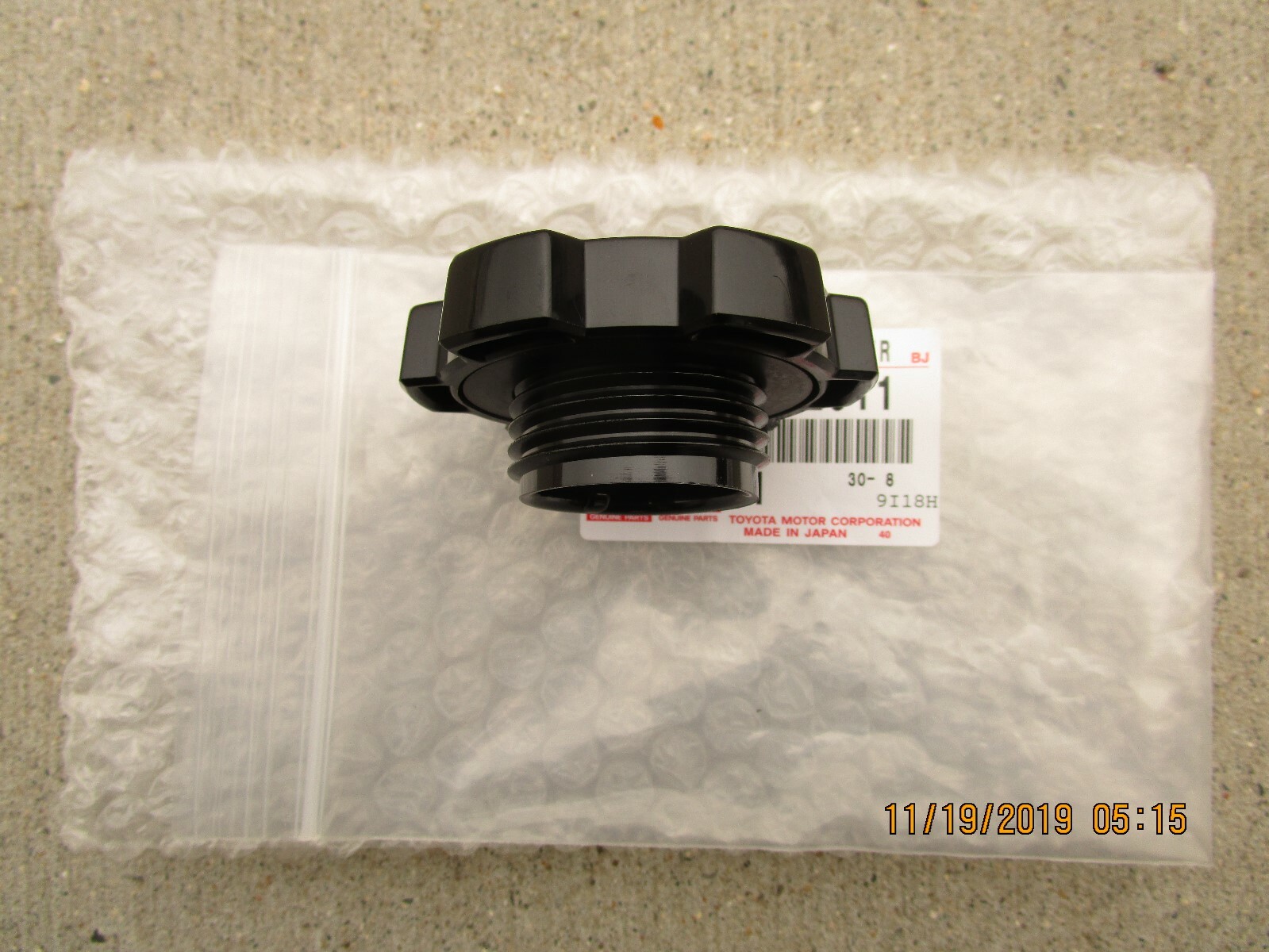 FITS: 97 - 05 TOYOTA CELICA GT GTS ENGINE OIL FILLER CAP OEM BRAND NEW