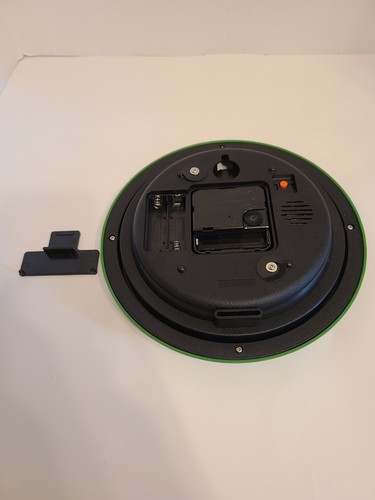 NEW Peanuts Snoopy Charlie Brown Christmas Carol Table Wall Clock Play 12 Carols - Picture 8 of 8