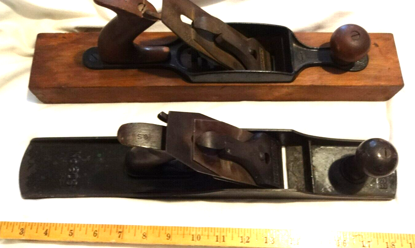 Pair of Stanley planes Bedrock 606 corrugated and Stanley/Bailey 28