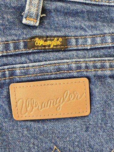 Wrangler 13MWZ Jeans 32x36 Heavy Denim Cowboy 31x34.5 FLAW - Picture 11 of 17