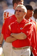 Kansas City Chiefs head coach Dick Vermeil at a game v the San Die- Old Photo 3