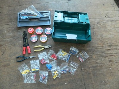 Kfz Elektro Werkzeug Set Auswahl - im Kunststoff Werkzeugkoffer. Posten Nr.2.
