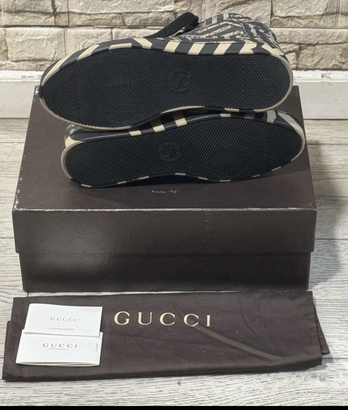 구찌 GG 칼레이도 캔버스 하이탑 스니커즈 남성용 사이즈 9GUS 9½ 정가 $750.00 5
