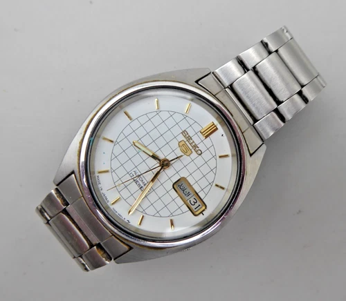 Gent's Vintage Seiko 5 Automatic Mechanical Wristwatch 7009-3121