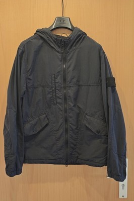 Stone Island Ghost Jacke L neuwertig S/S 2025
