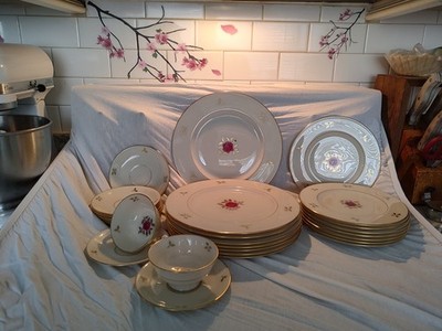 LENOX RHODORA ROSE GOLD LEAF SET SERVICE for 4  PIECE PLACE SETTINGS - 34 pcs