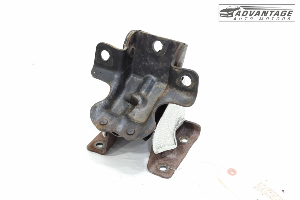 2017-2019 CHEVROLET SILVERADO 2500 HD ДВИГАТЕЛЬ ЛЕВЫЙ БОКОВОЙ КРОНШТЕЙН КРЕПЛЕНИЯ OEM - Изображение 2 из 4