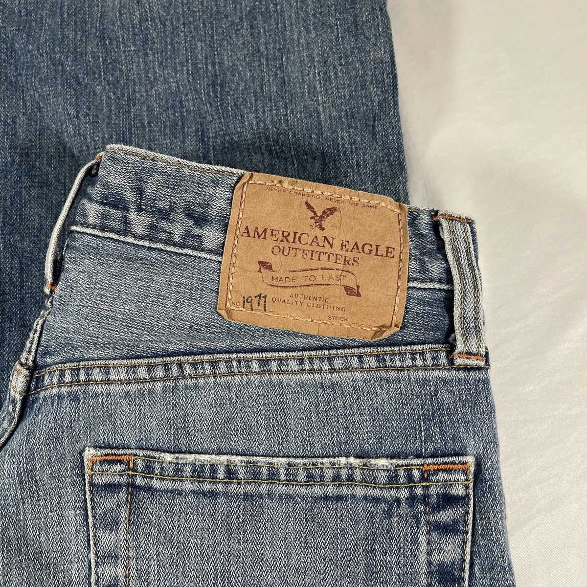 American Eagle Jeans 28x30 Loose Fit Blue Med Wash Denim Mid Rise