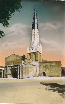 alte AK Ile de Ré - L'Église ungelaufen Ansichtskarte E2527e