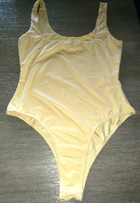PRINCESS POLLY solid light yellow 1 pc dance active wear size 8 SNAP CROTCH