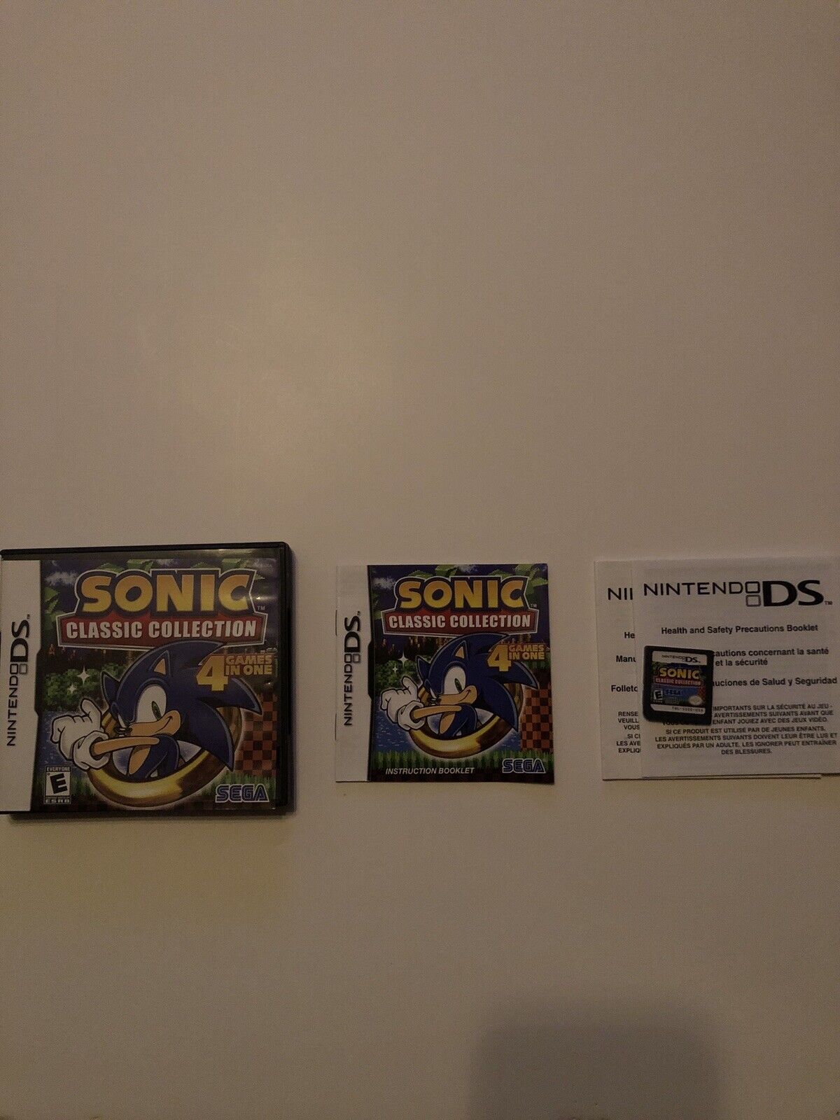 Sonic Classic Collection (Nintendo DS, 2010) Complete with Manual Tested &  Works 10086670356