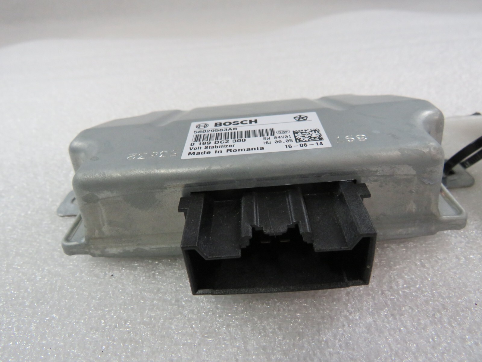 Maserati Ghibli, Voltage Stabilizer Control Module, Used, P/N 675000493