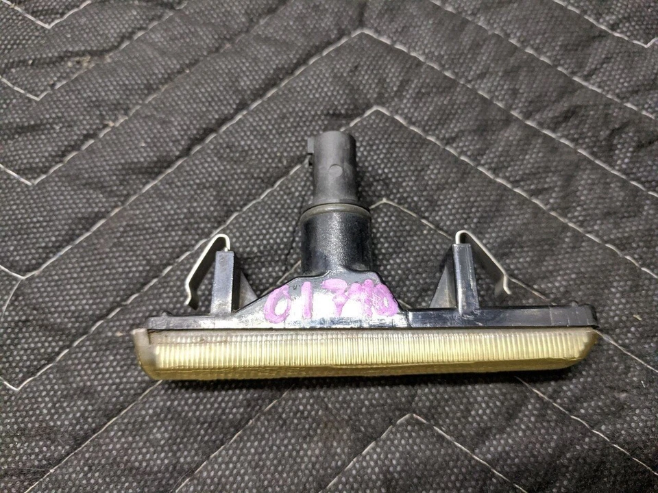 Marcador lateral derecho bmw e38 serie 7 intermitente blanco 63136900532 Foto 2 de 4