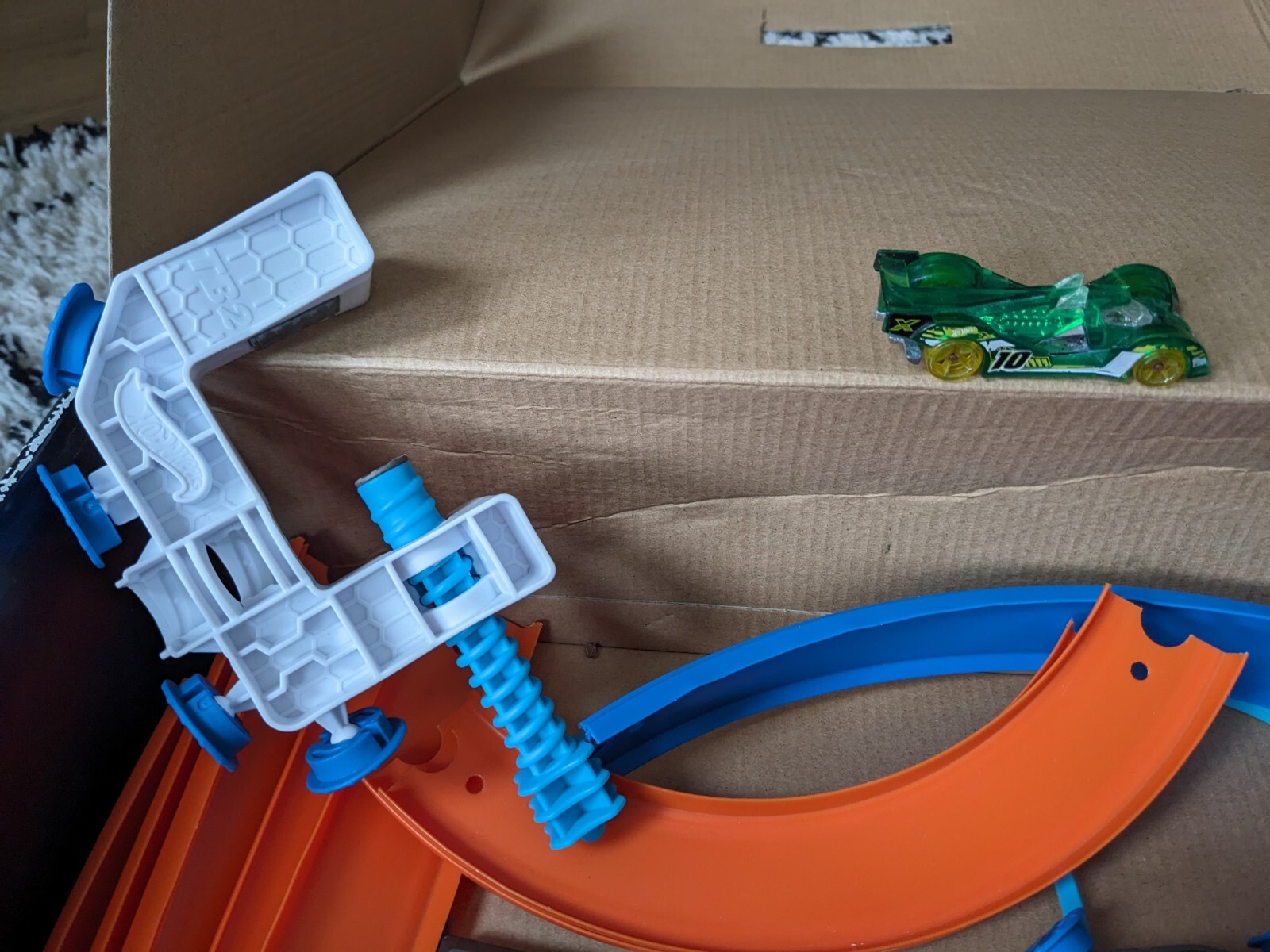 Used Hot Wheels Track Builder Starter Kit + Car+Table Clamp+ Rocket Launcher 887961188356 eBay