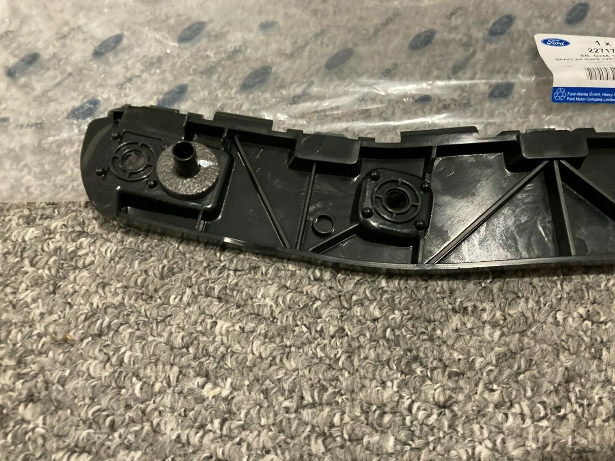 Ford Kuga Mk2 RH Rear Bumper Bracket Genuine OEM 2271752  