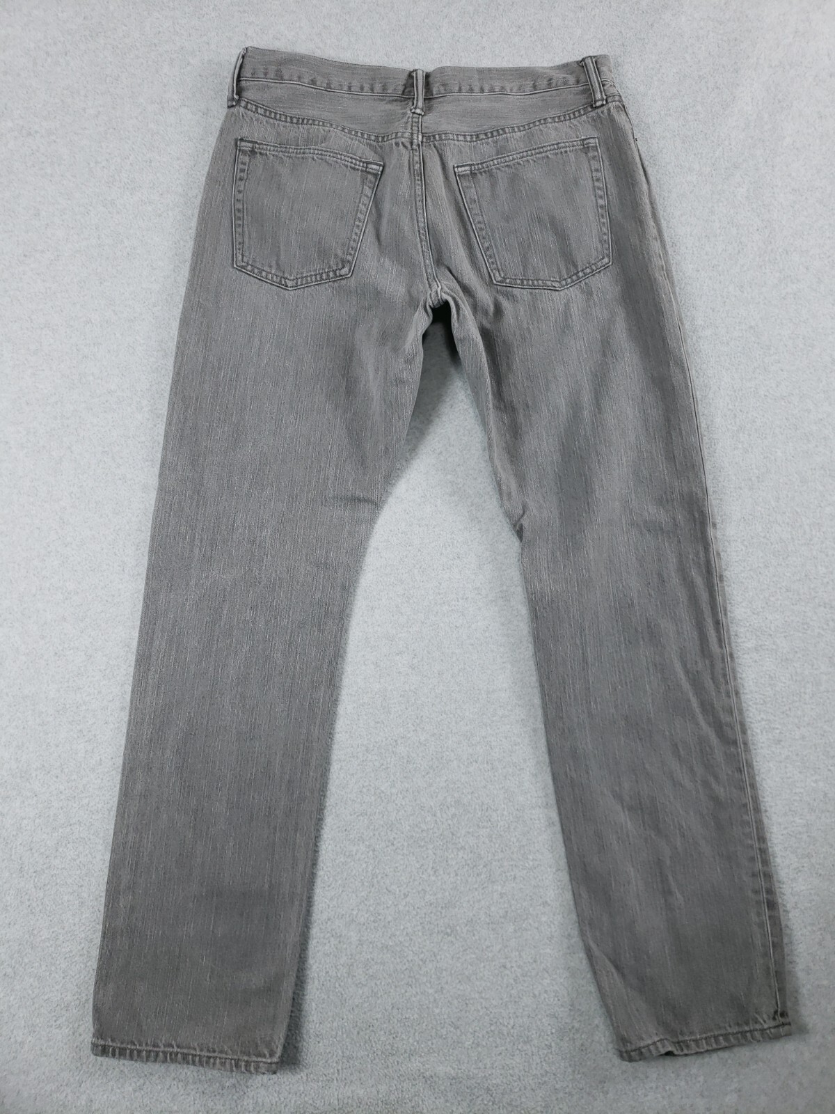 Gap Jeans Men's Size 33x32 Slim Fit Gray Denim Straight Leg Jeans eBay