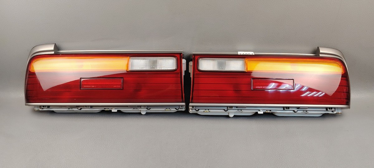 パーツ y31 NISSAN GLORIA CEDRIC Y31 1991 TAIL BRAKE LIGHTS OEM NEW ICHIKOH
