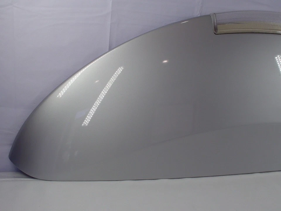 Alerón 96032-3NF0A para Nissan Leaf 2013-2017 código de color plateado K23 Foto 2 de 4