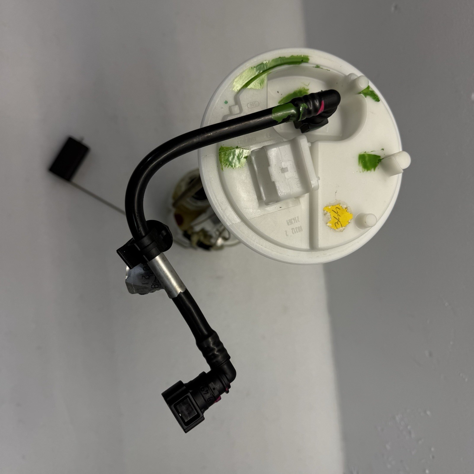 03-13 Maserati Quattroporte M139 Gas Fuel Pump Sending Unit 214369 OEM 57k