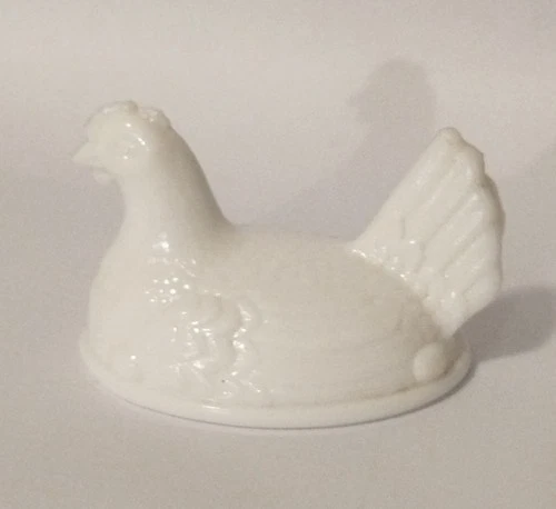 Vintage Imperial Glass Milk White Small Hen On Nest HEN ONLY