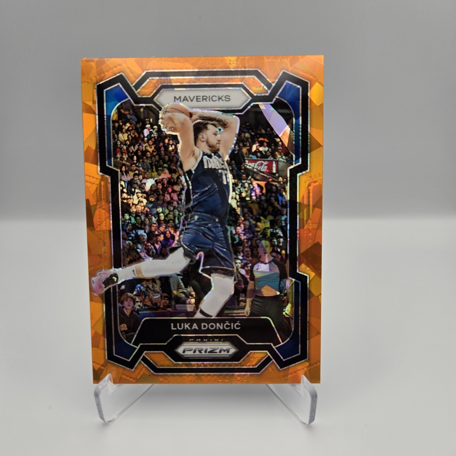 2023-24 Panini Prizm Luka Doncic Orange Cracked Ice Prizm #110 Dallas Mavericks
