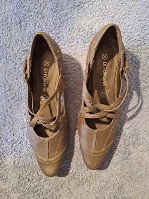 Chaussures marrons tressées - Marque Difontana - Pointure 37 - Très bon état. - Photo 1/4