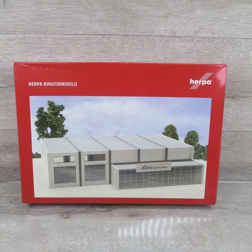 HERPA 149747 - 1:87 - Bausatz Truckcenter unbenutzt - OVP - #AH17805 | Zustand: Gebraucht