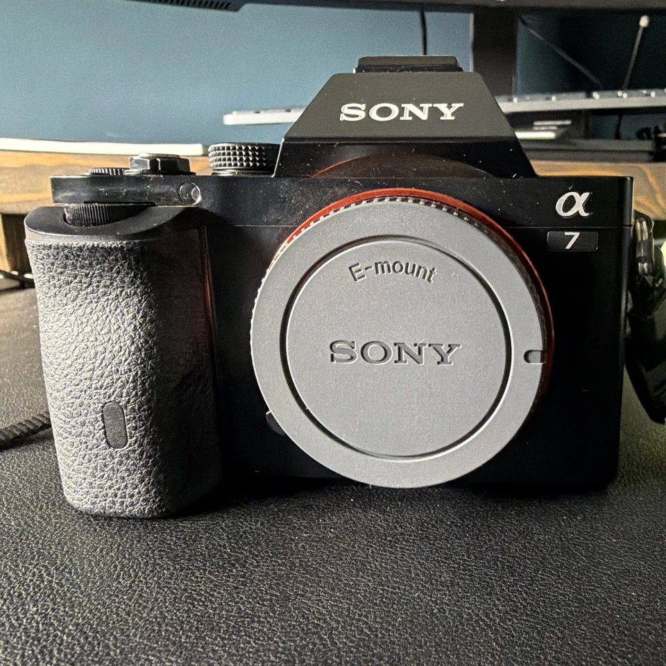 Sony Alpha 7, photo 2 of 5