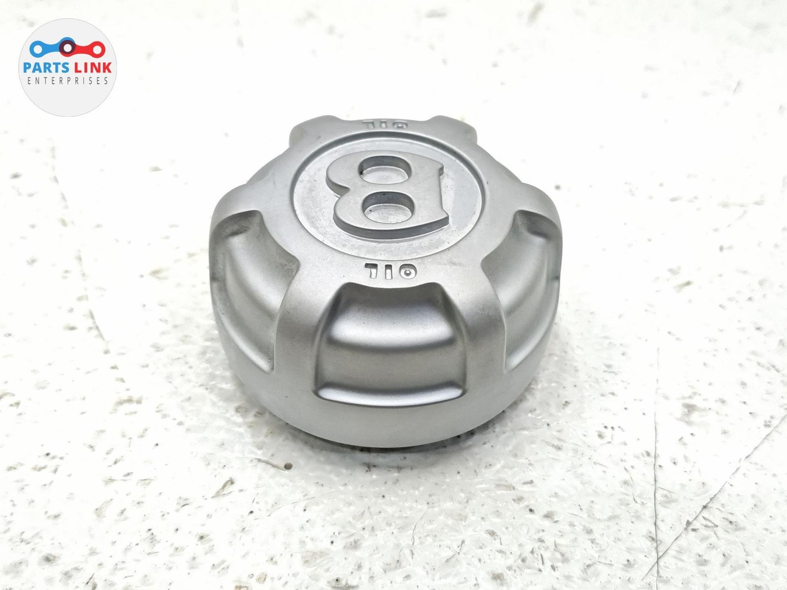 Bentley Bentayga Speed 2017-2020 Oil cap