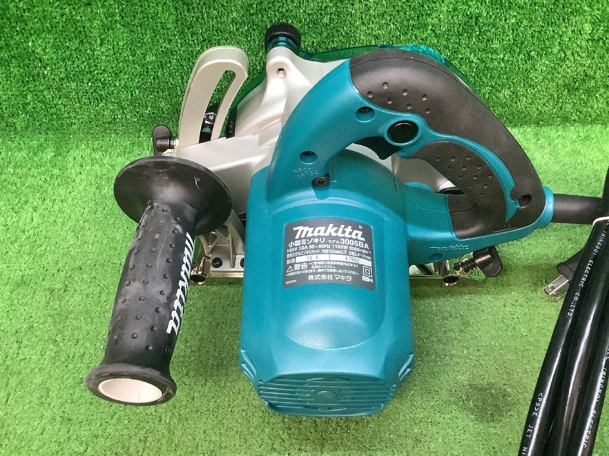 used makita 小型ミゾキリ 3005BA 100V 溝切り丸のこ 破風板の used makita 小型ミゾキリ 3005BA 100V 溝切り丸のこ 破風板の