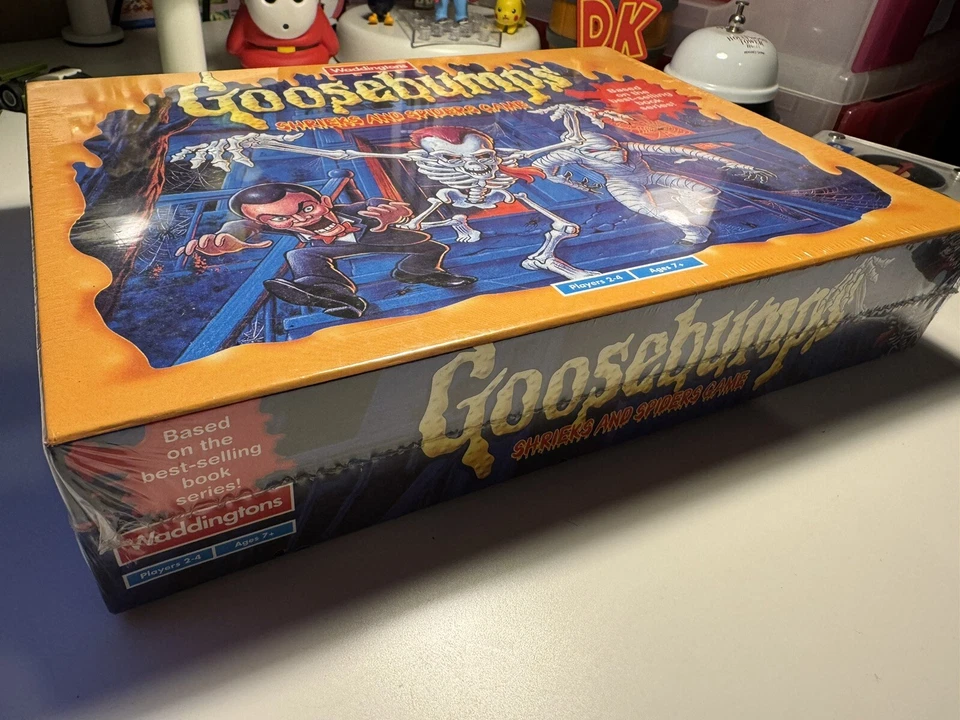 Goosebumps Shrieks And Spiders Game Waddingtons  Vintage 1996 New and Sealed - Image 4 of 4
