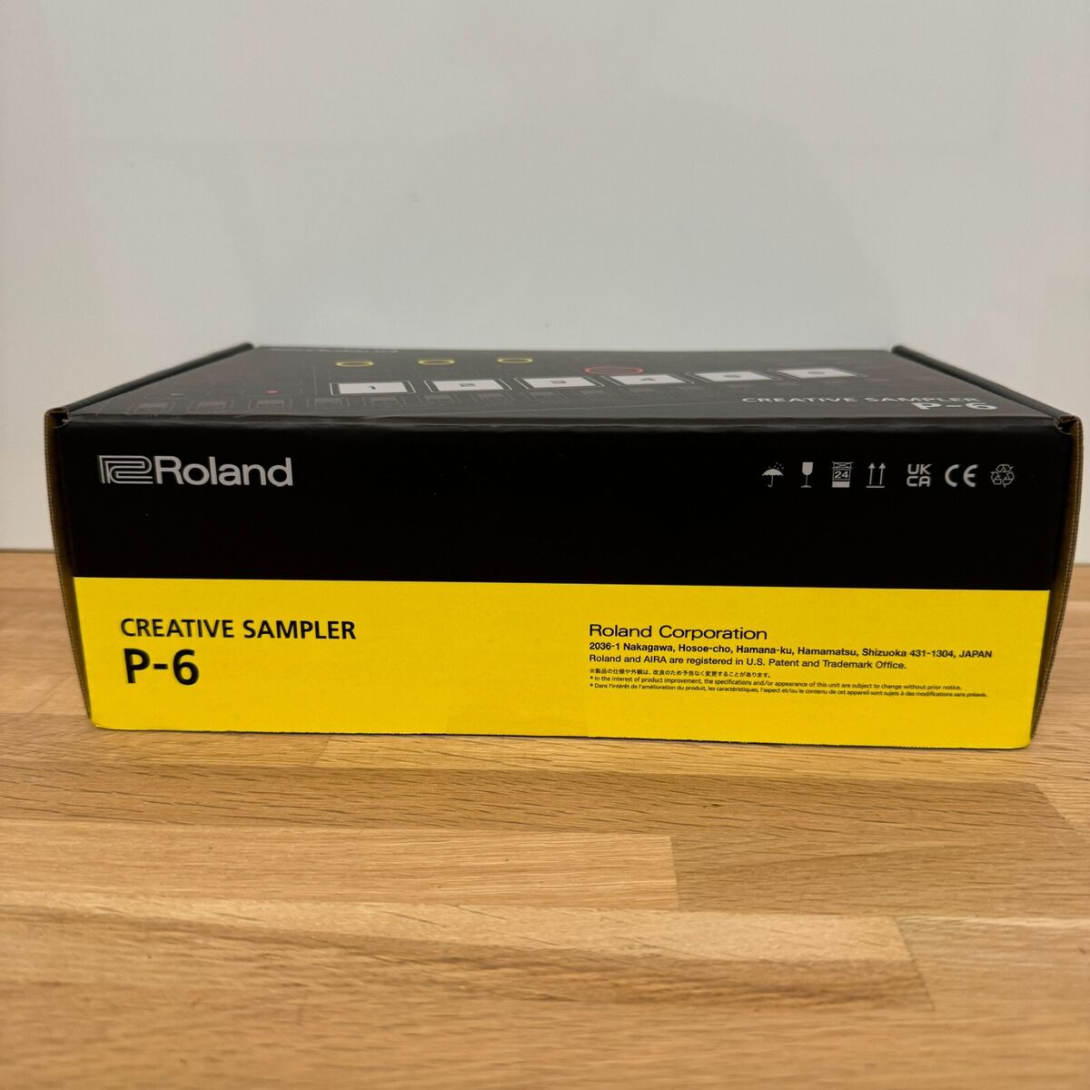 Roland AIRA Compact P-6 CREATIVE SAMPLER Beat Machine Japan Roland AIRA Compact P-6 CREATIVE SAMPLER Beat Machine Japan