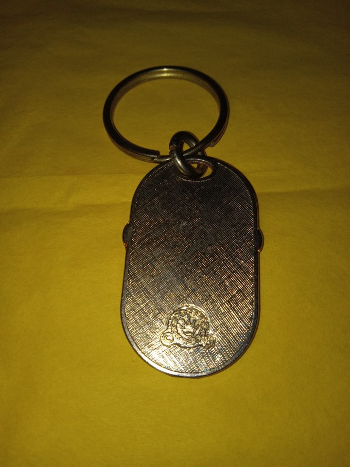 VINTAGE PLYMOUTH BRASS KEYCHAIN CAR MAKE LOGO RARE GIFT RED BLACK GOLD