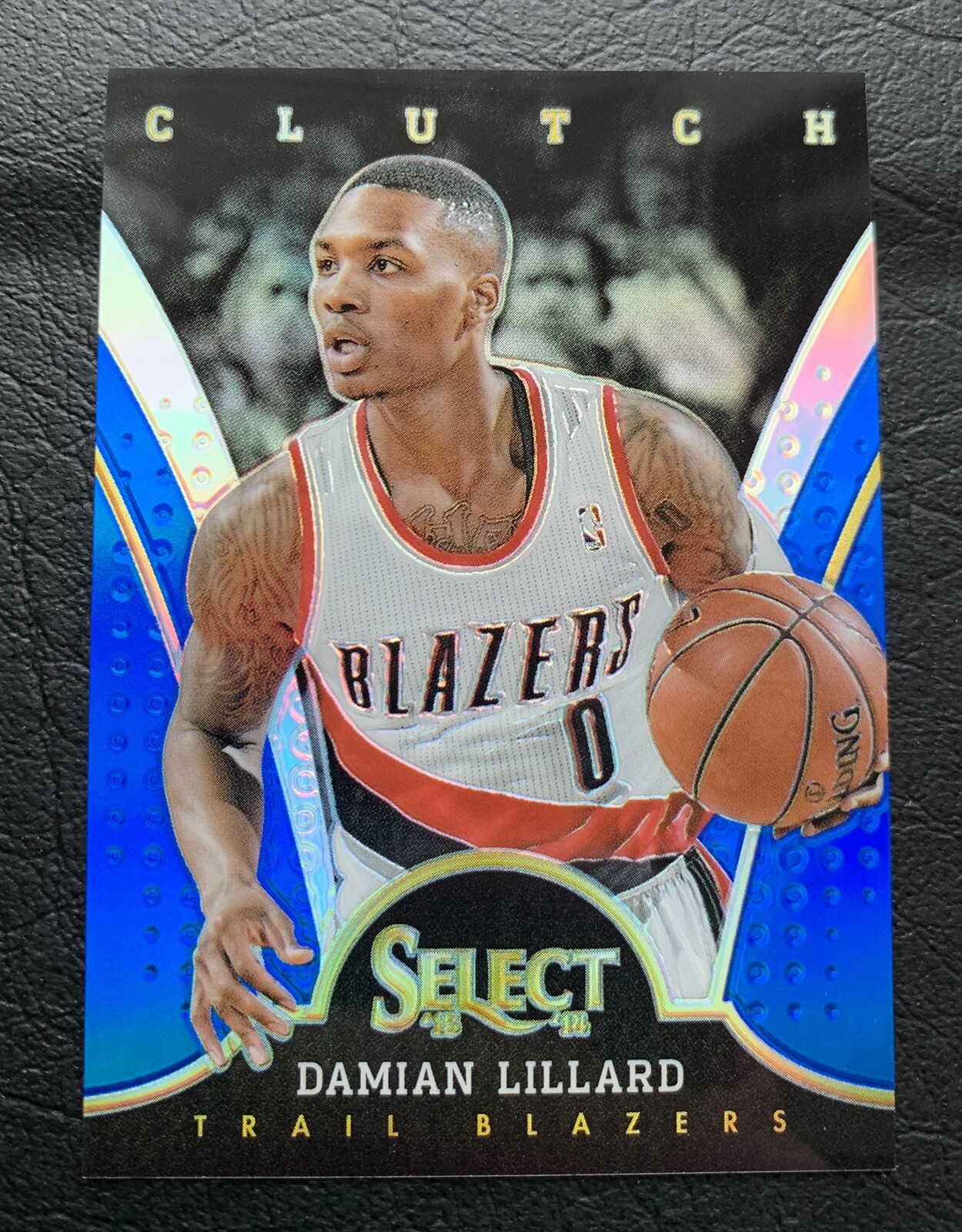 2013-14 DAMIAN LILLARD SELECT 22/49 BLUE CLUTCH PRIZM REFRACTOR #11, GEM MINT