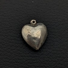 Vintage Silver 925 Sweetheart Plain Charm 0.9g
