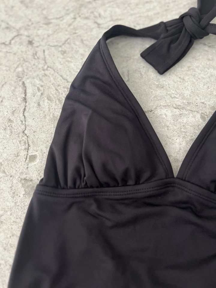 Traje de baño halter de una pieza Gap para mujer - ligeramente acolchado, negro, talla mediana Foto 3 de 4