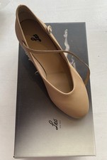 Leo  s Character Shoe chorus line Tan Color Size 6