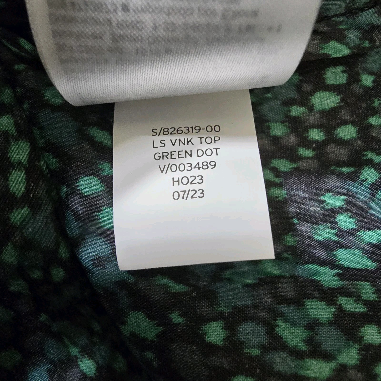 GAP size Large Satin V-Neck Long Sleeve Speckled Ruffles Blouse Casual Holiday 