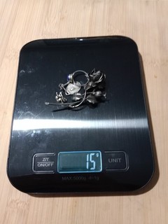 LOT BIJOUX EN ARGENT A FONDRE OU A GARDER