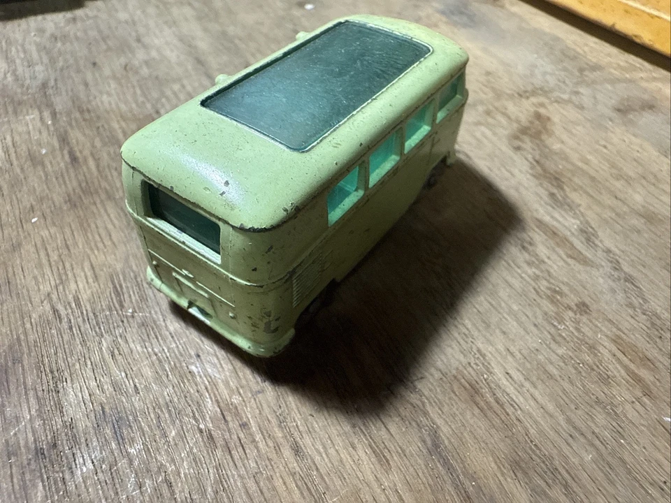 Lote de trabajo vintage x 2 Matchbox Lesney VW Minibuses/Campers Caravette No. 34 #105 Foto 3 de 4