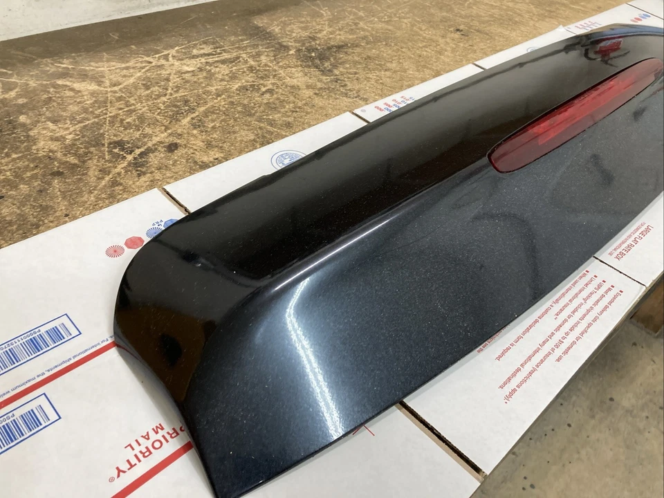 02-06 GMC ENVOY XL THIRD BRAKE LIGHT SPOILER BRAKE LIGHT REAR HATCH SPOILER PT - Изображение 2 из 4