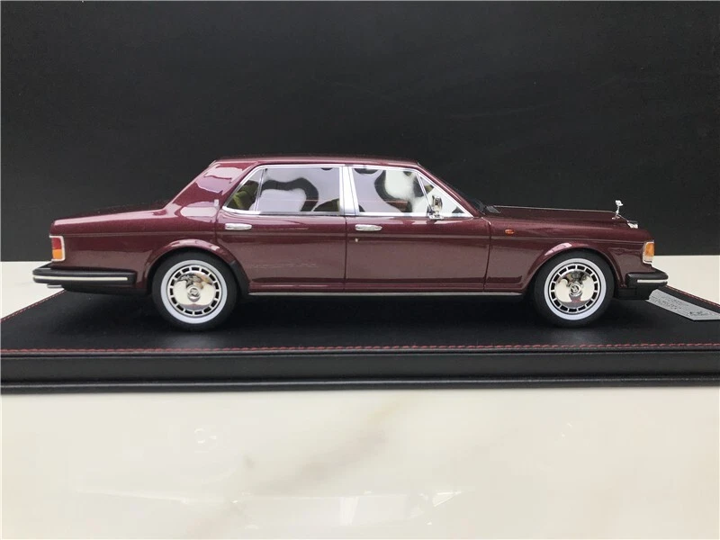 VAV 1/18 1985 Rolls Royce Silver Spur II Wine Red LWB Sedan from limited - Image 4 of 4