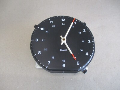 Opel Rekord E E2 ab Fgstnr. Uhr Zeituhr VDO Quartz Clock NEU original 90062485