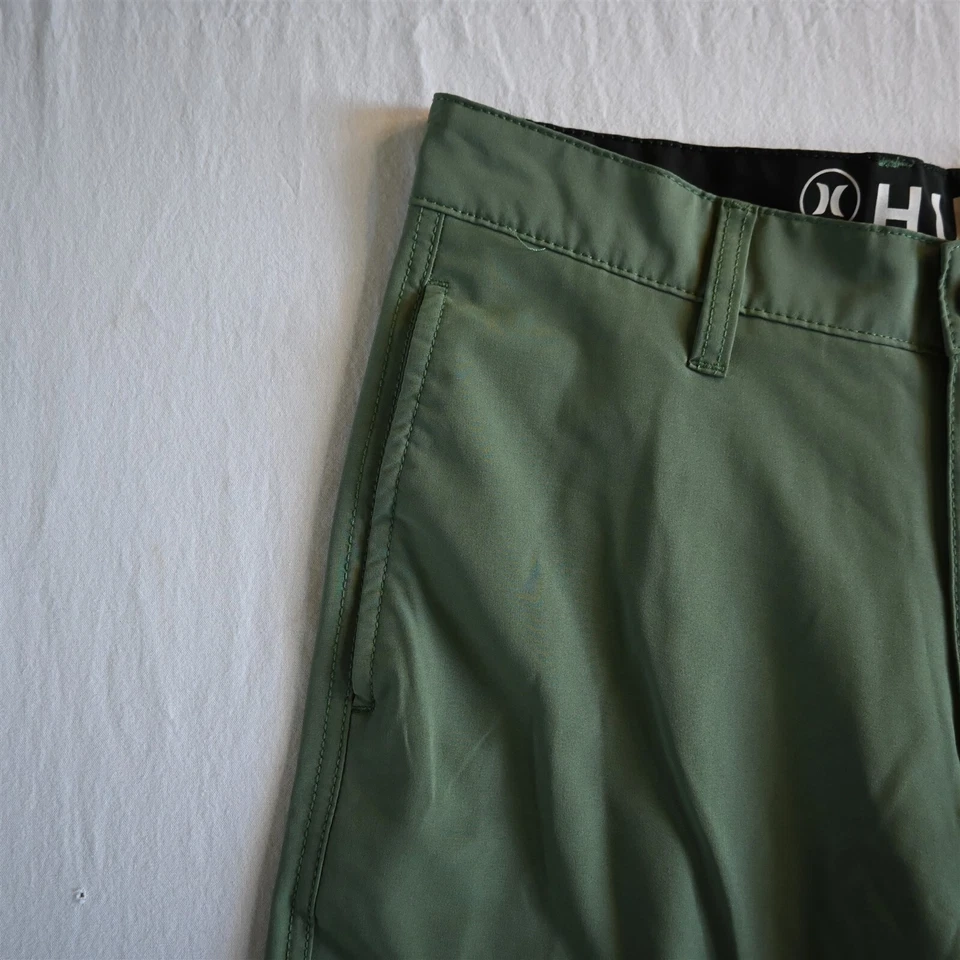 Pantalones Cortos Hurley 30x9" Negro Verde Informales Híbridos Rendimiento Golf Para Hombre Foto 2 de 4