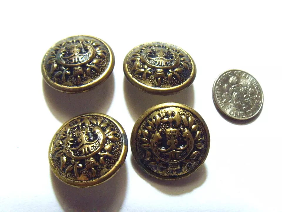 4 antique matching gold tone metal heraldic fleur de lis collector buttons 51911 - Image 3 of 4