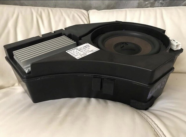 Nissan juke subwoofer